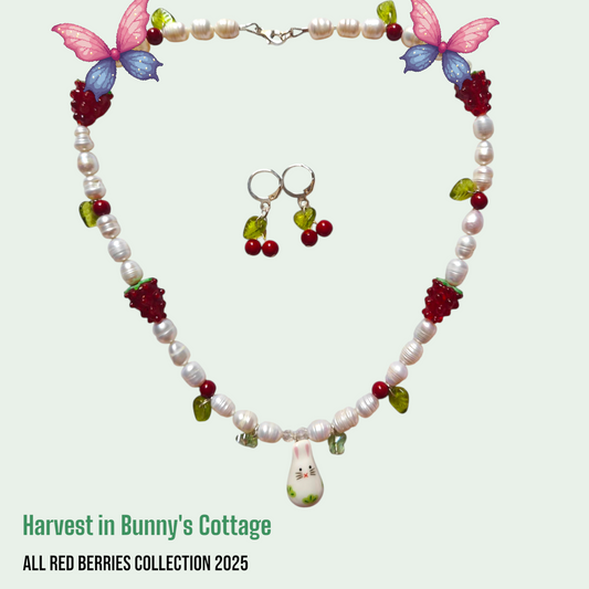 Harvest in Bunny´s Cottage (All red berries collection)
